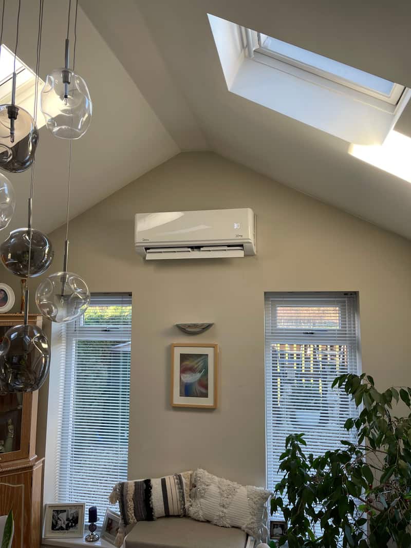Air conditioning installation in a Newcastle upon Tyne lounge Wall-mounted air conditioning unit installed in a vaulted lounge in Newcastle upon Tyne
